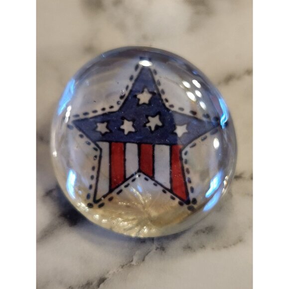 Vintage Patriotic Star Brooch Glass Pin With American Flag Design - Picture 1 of 4